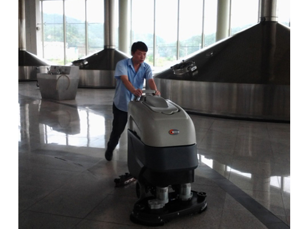 洗地機
