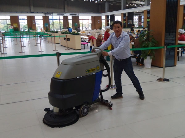 洗地機