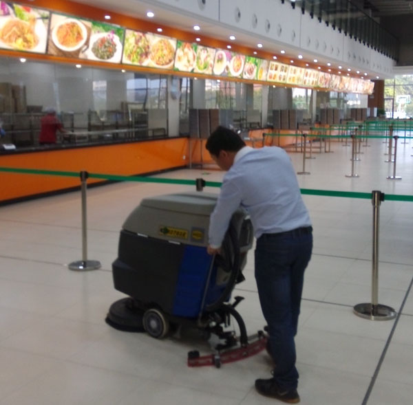 洗地機