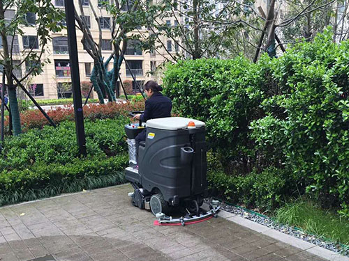 美高洗地機